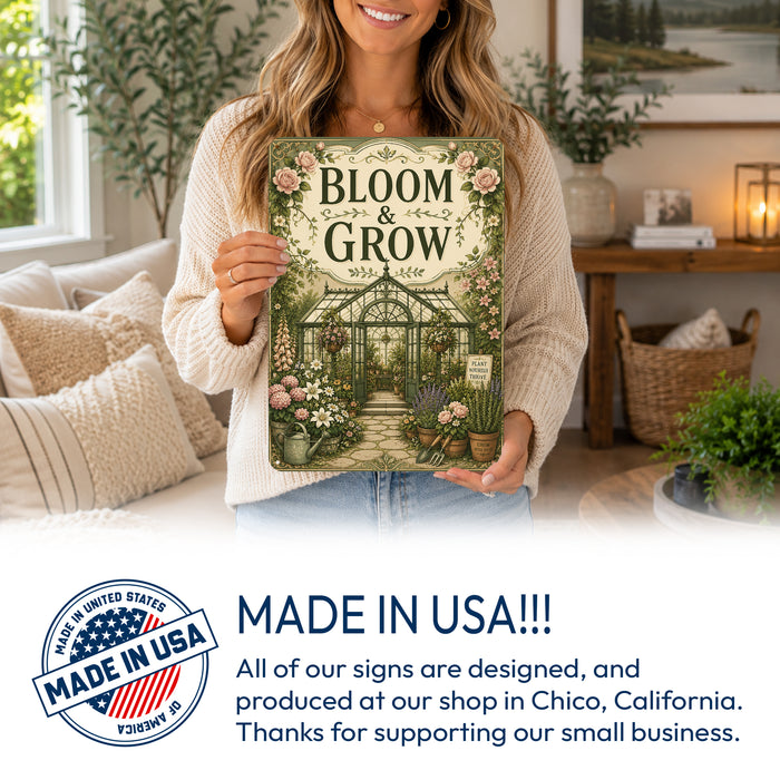 Bloom and Grow Greenhouse Garden metal sign with vintage cottage garden style — Bloom and Grow Greenhouse Garden