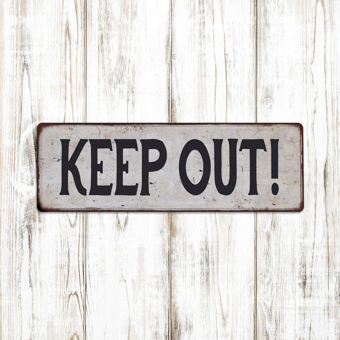 KEEP OUT! Vintage Look Rustic Metal Sign Chic Retro
